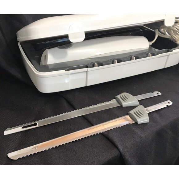 GE Electric Carving Knife With Case & Fork EK09 - Picture 7 of 8